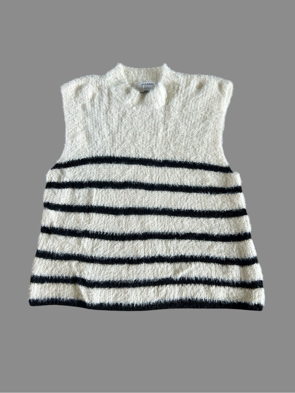 [Old Navy] Eyelash Sweater Vest